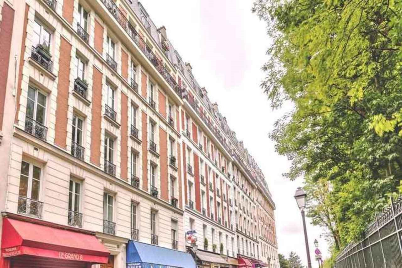 Apartment Montmartre, With An Amazing View Over ! Paris